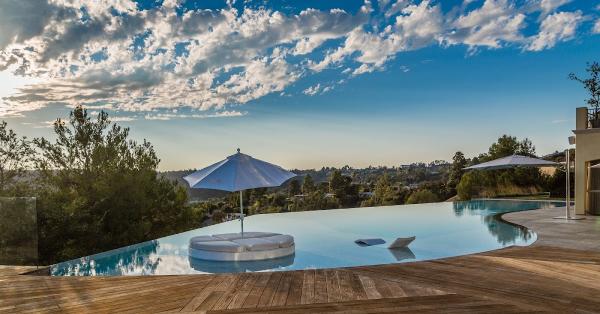 Fluid Dynamics Pool & Spa Inc.