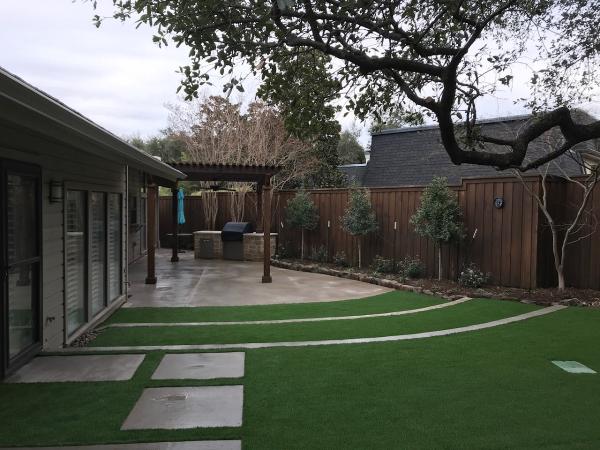 Four Seasons Lawn + Landscaping