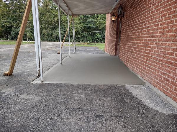 Wood's Concrete and Lawn Care