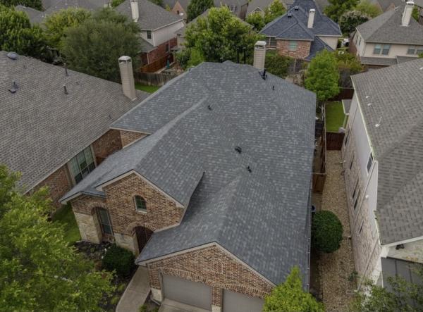 Royalty Roofing