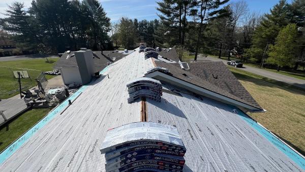Rivera's Roofing LLC