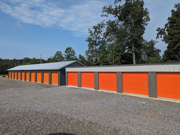 Crossover Self-Storage and Parking