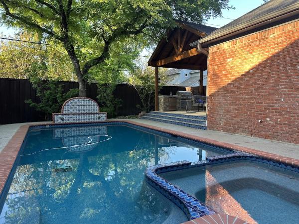 FG Pools LLC