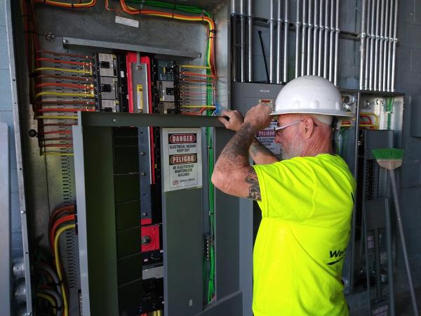 Wolfe & Travis Electric Co